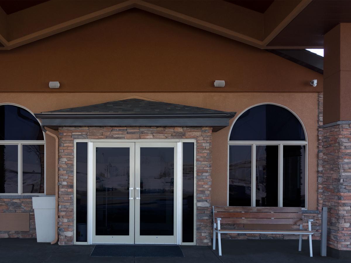 Miles City Hotel & Suites Экстерьер фото