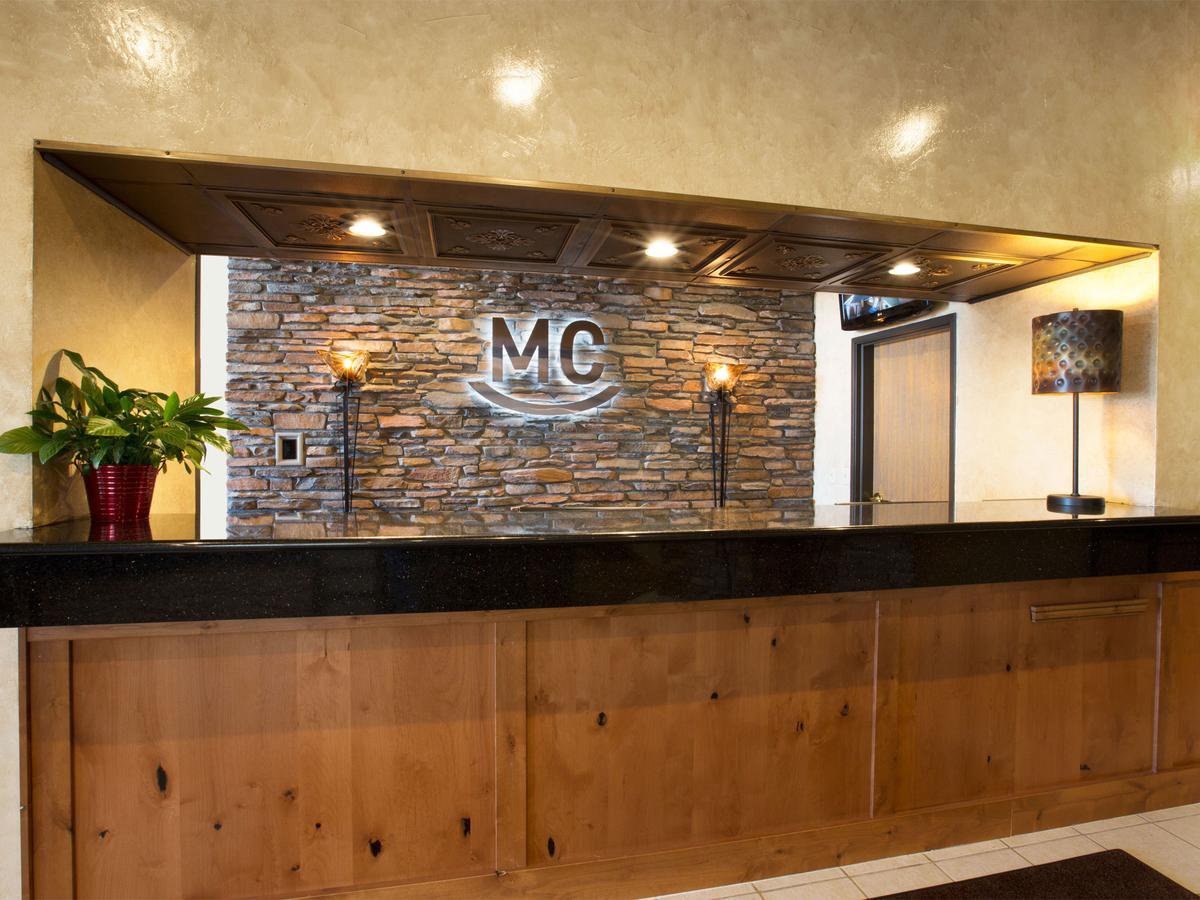 Miles City Hotel & Suites Экстерьер фото